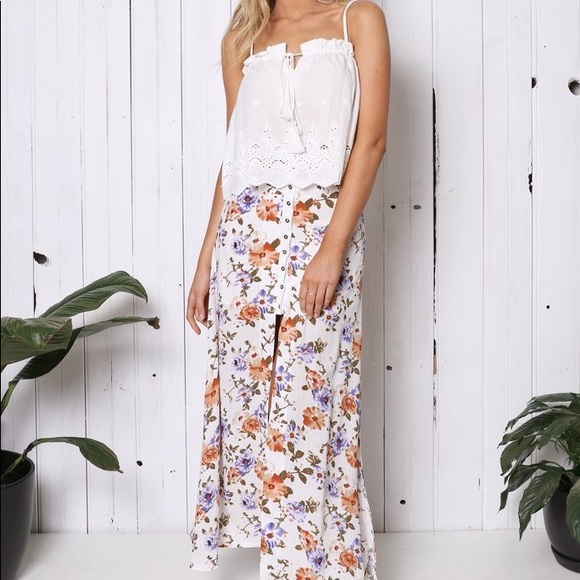 Lost in Lunar Santorini Top - Picture 2 of 5